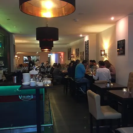 Hotel Six! Eat Work Sleep