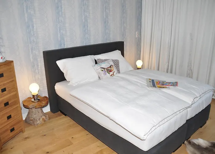 Hotel Six! Eat Work Sleep Brühl